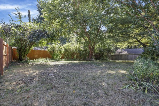 1111 Lawnview Avenue, Newark, OH 43055