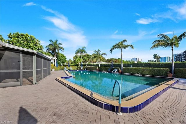 3400 Gulf Shore BLVD N B2, Naples, FL 34103