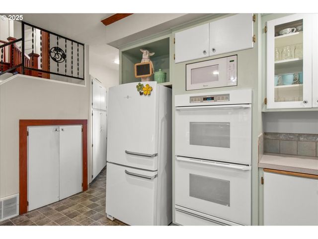 863 N SHEPHERD Rd, Washougal, WA 98671