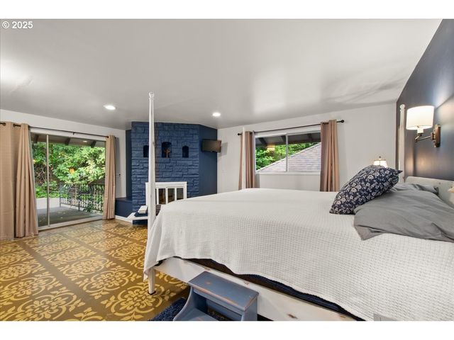 863 N SHEPHERD Rd, Washougal, WA 98671