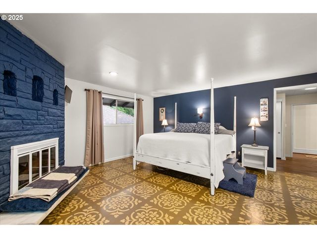 863 N SHEPHERD Rd, Washougal, WA 98671