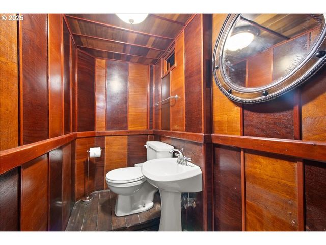 863 N SHEPHERD Rd, Washougal, WA 98671