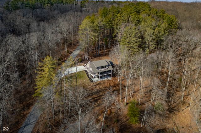 6589 Nicole Drive, Nashville, IN 47448