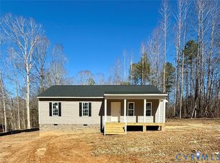 5081 Nomini Hall Rd, Hague, VA 22469