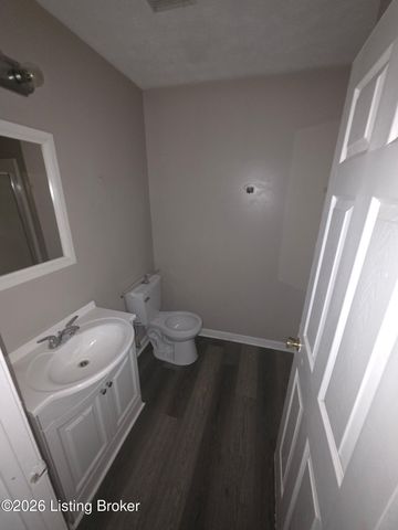 3016 Greenwood Ave, Louisville, KY 40211