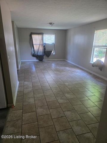3016 Greenwood Ave, Louisville, KY 40211