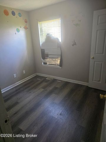 3016 Greenwood Ave, Louisville, KY 40211