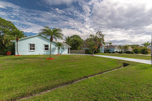 949 SW Curtis Street, Port St. Lucie, Port St Lucie, FL 34983