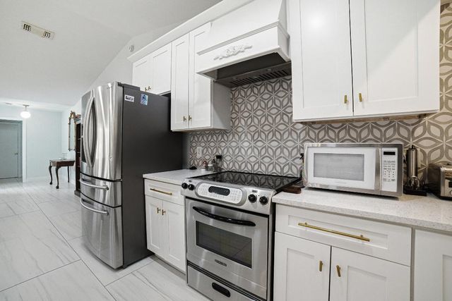 949 SW Curtis Street, Port St. Lucie, Port St Lucie, FL 34983