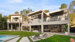 1085 Carolyn Way, Beverly Hills, CA 90210