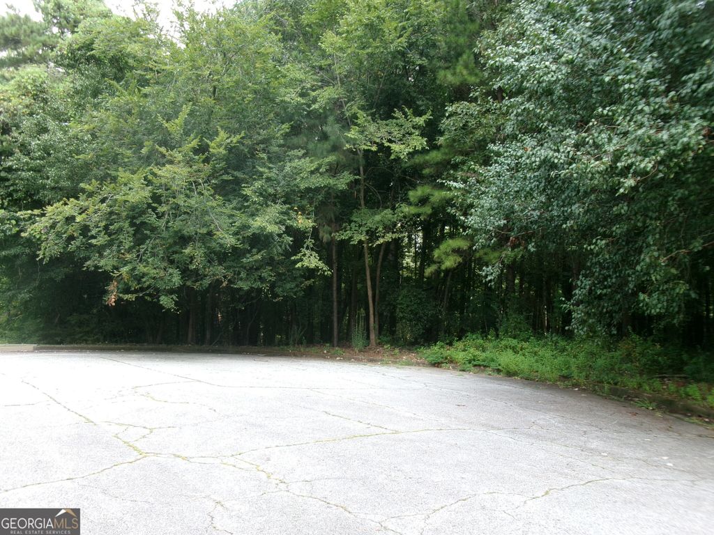 12 Tallulah Court, Jonesboro, GA 30236