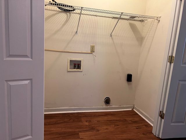 71 Lee Road 2010, Phenix City, AL 36870