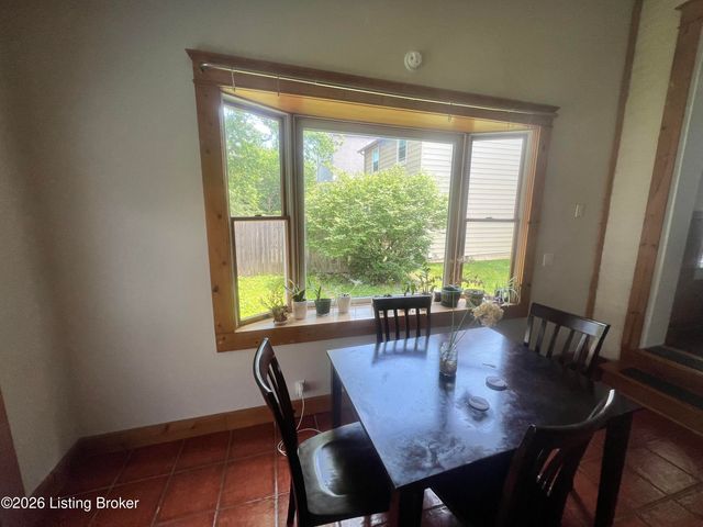 1327 E Washington St 2, Louisville, KY 40206