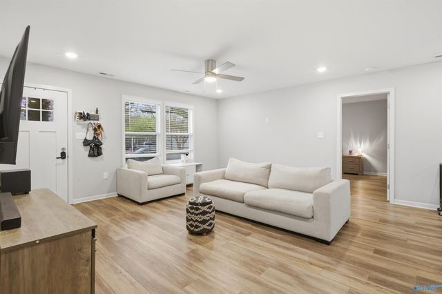 920 Linwood Drive NW, Huntsville, AL 35816