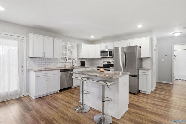 920 Linwood Drive NW, Huntsville, AL 35816