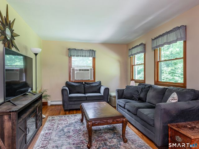 95 Pisgah Road, Oxford, CT 06478