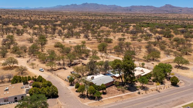 517 Kino Springs Drive, Nogales, AZ 85621