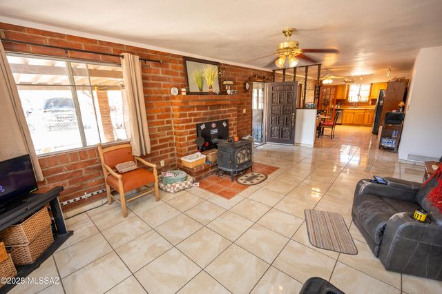 517 Kino Springs Drive, Nogales, AZ 85621