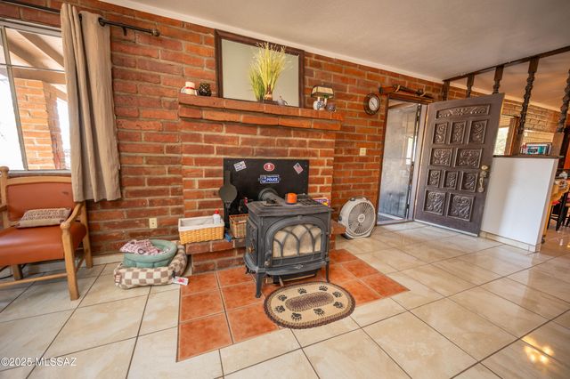 517 Kino Springs Drive, Nogales, AZ 85621