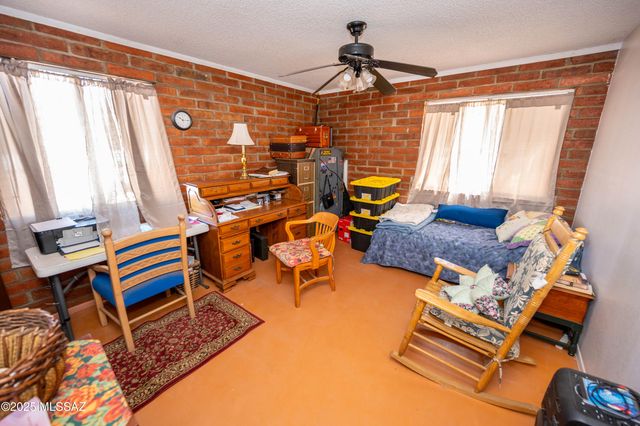 517 Kino Springs Drive, Nogales, AZ 85621