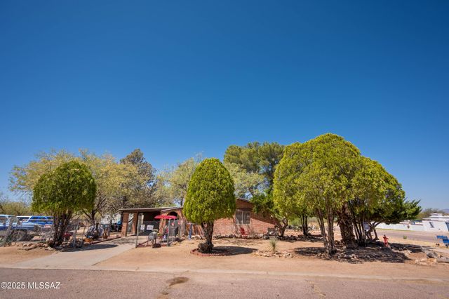 517 Kino Springs Drive, Nogales, AZ 85621