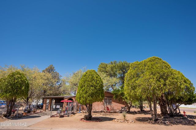 517 Kino Springs Drive, Nogales, AZ 85621