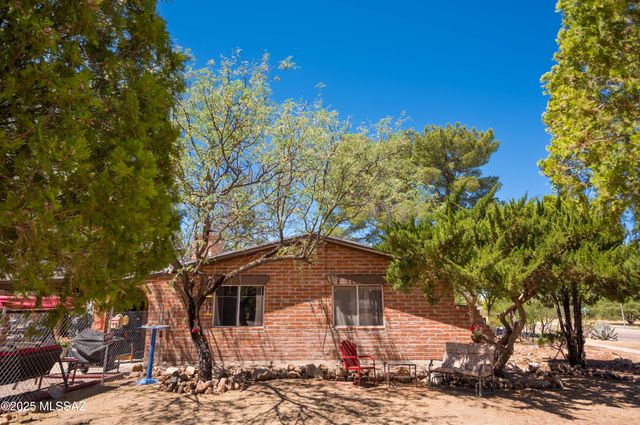 517 Kino Springs Drive, Nogales, AZ 85621