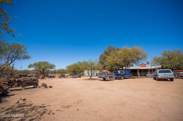 517 Kino Springs Drive, Nogales, AZ 85621