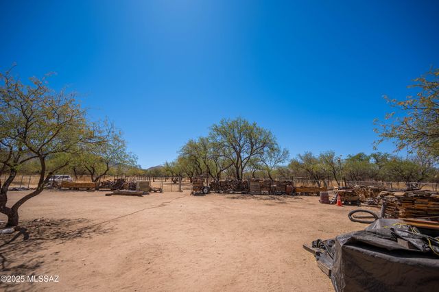 517 Kino Springs Drive, Nogales, AZ 85621