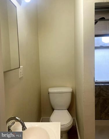 2648 LEHMAN ST, Baltimore, MD 21223