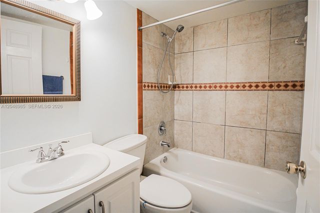 8050 NW 8th Street 1306, Miami, FL 33126
