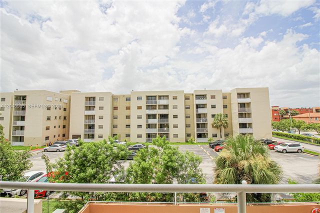 8050 NW 8th Street 1306, Miami, FL 33126