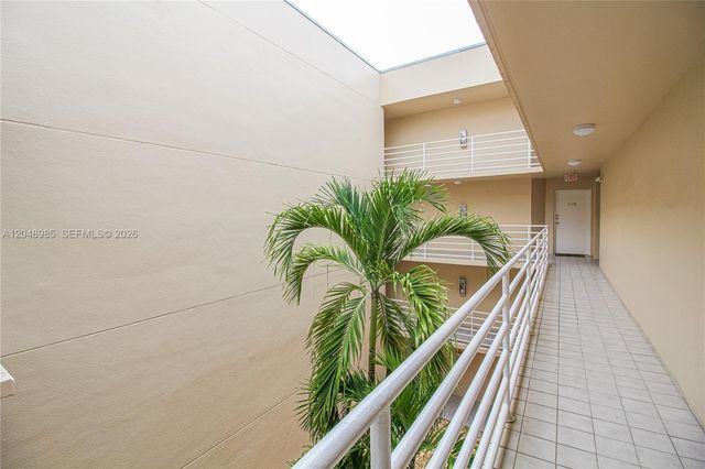 8050 NW 8th Street 1306, Miami, FL 33126