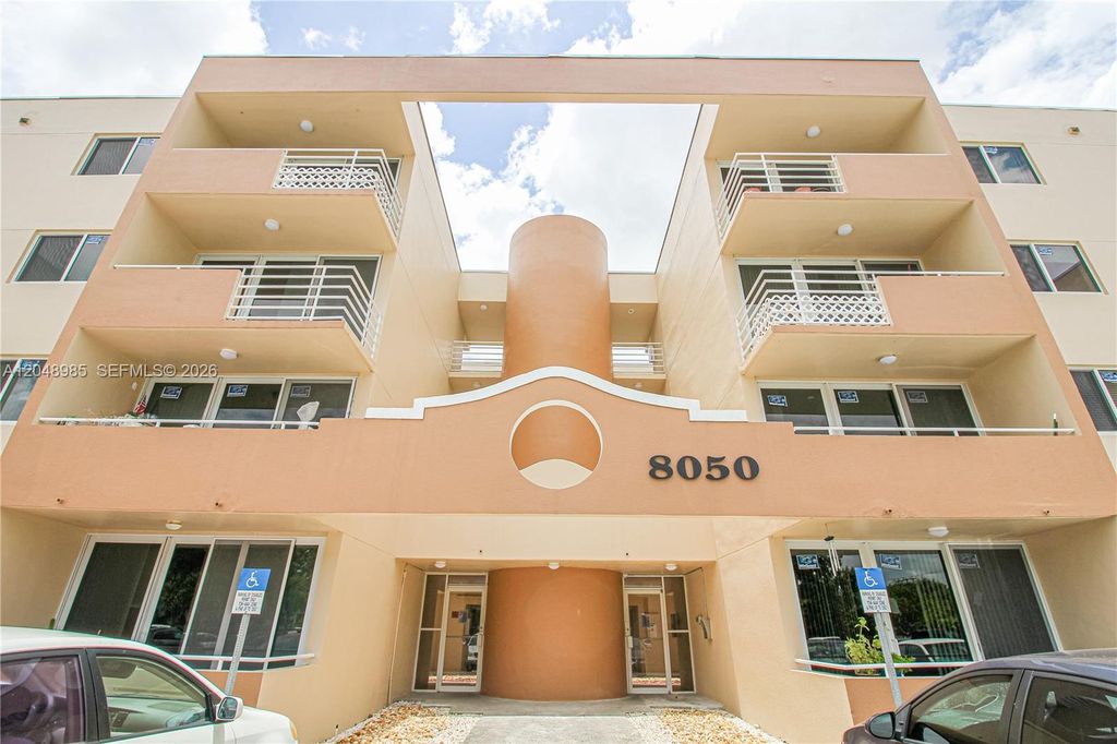 8050 NW 8th Street 1306, Miami, FL 33126
