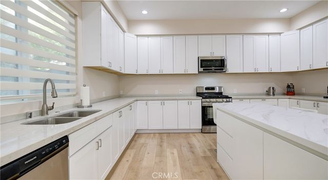 1849 Los Encinos Avenue, Glendale, CA 91208