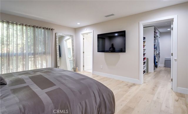 1849 Los Encinos Avenue, Glendale, CA 91208