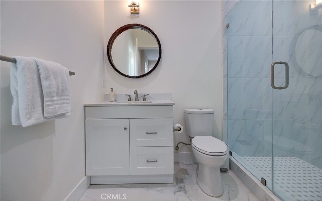 Image 21 of property listing at 1849 Los Encinos Avenue, Glendale, CA 91208