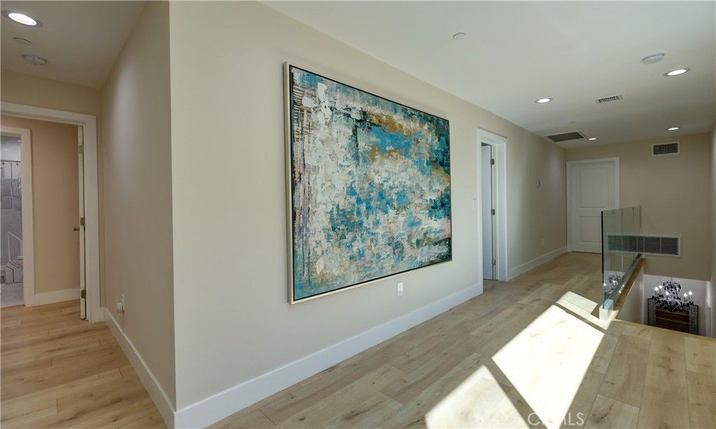 Image 23 of property listing at 1849 Los Encinos Avenue, Glendale, CA 91208