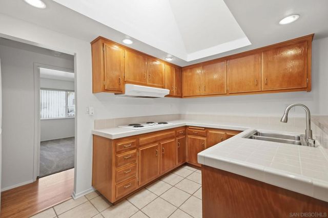 1888 Fairway Park A, Escondido, CA 92026