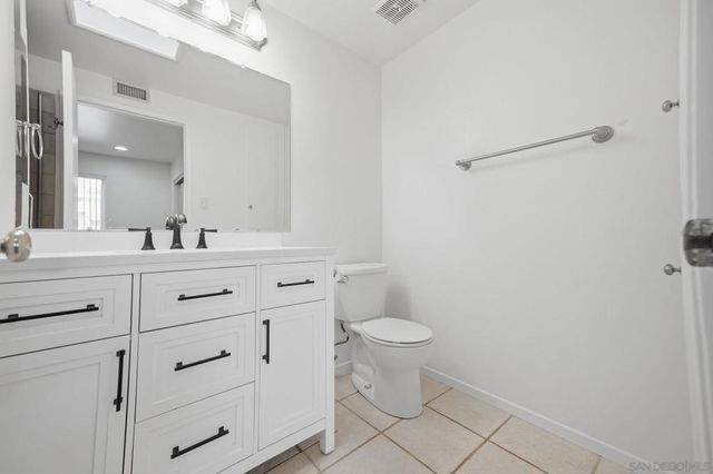 1888 Fairway Park A, Escondido, CA 92026