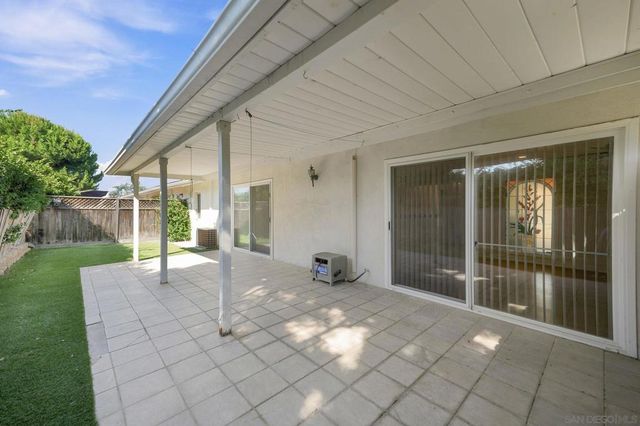 1888 Fairway Park A, Escondido, CA 92026