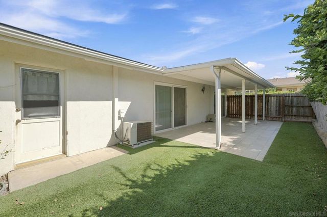 1888 Fairway Park A, Escondido, CA 92026