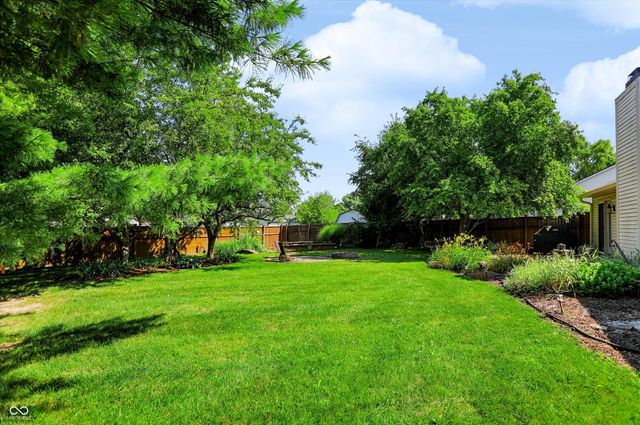 7734 Winding Creek Drive, Indianapolis, IN 46236