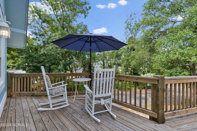 116 SW 22nd Street, Oak Island, NC 28465