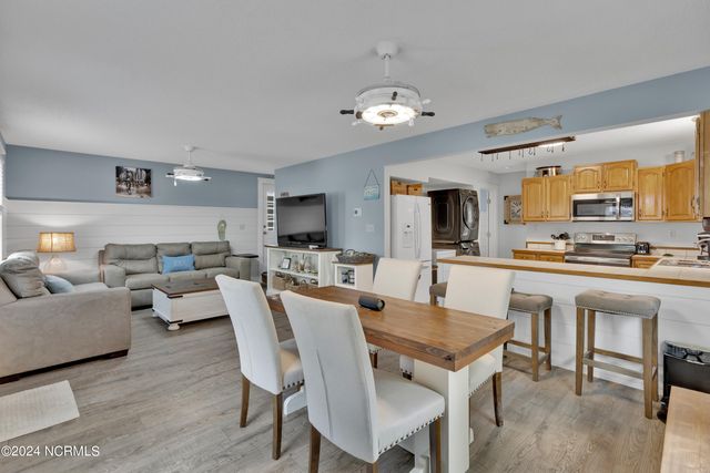 116 SW 22nd Street, Oak Island, NC 28465
