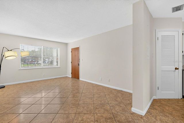 4507 9TH STREET W E3, Bradenton, FL 34207