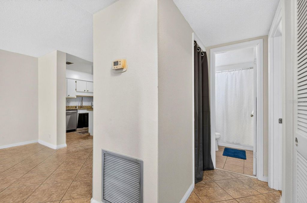 Image 18 of property listing at 4507 9TH STREET W E3, Bradenton, FL 34207
