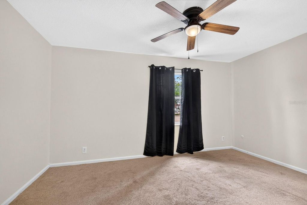 Image 21 of property listing at 4507 9TH STREET W E3, Bradenton, FL 34207