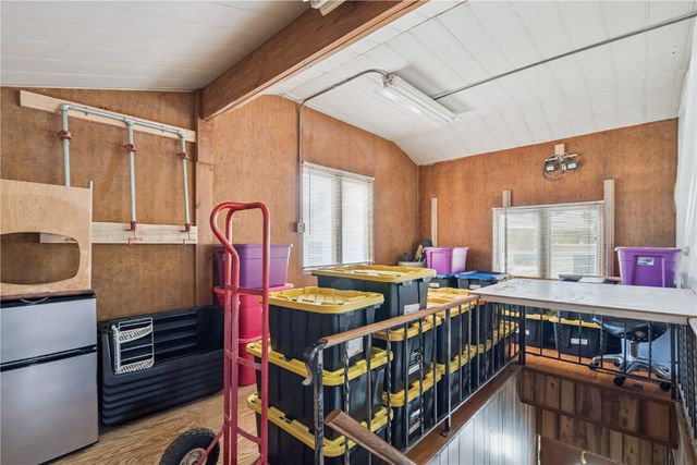 1322 Woodside Drive NW, Cedar Rapids, IA 52405