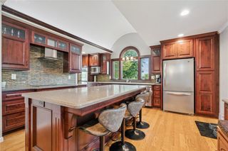 1322 Woodside Drive NW, Cedar Rapids, IA 52405